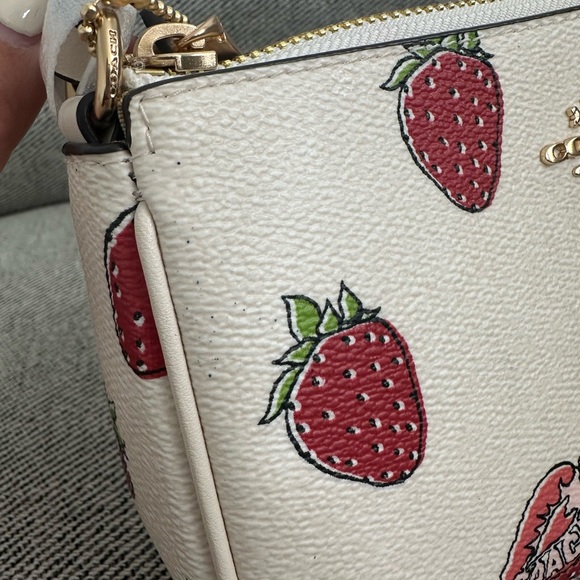 NWT Coach Nolita 19 With Strawberry Print CAL25（Slightly Imperfect Goods） - Picture 7 of 11